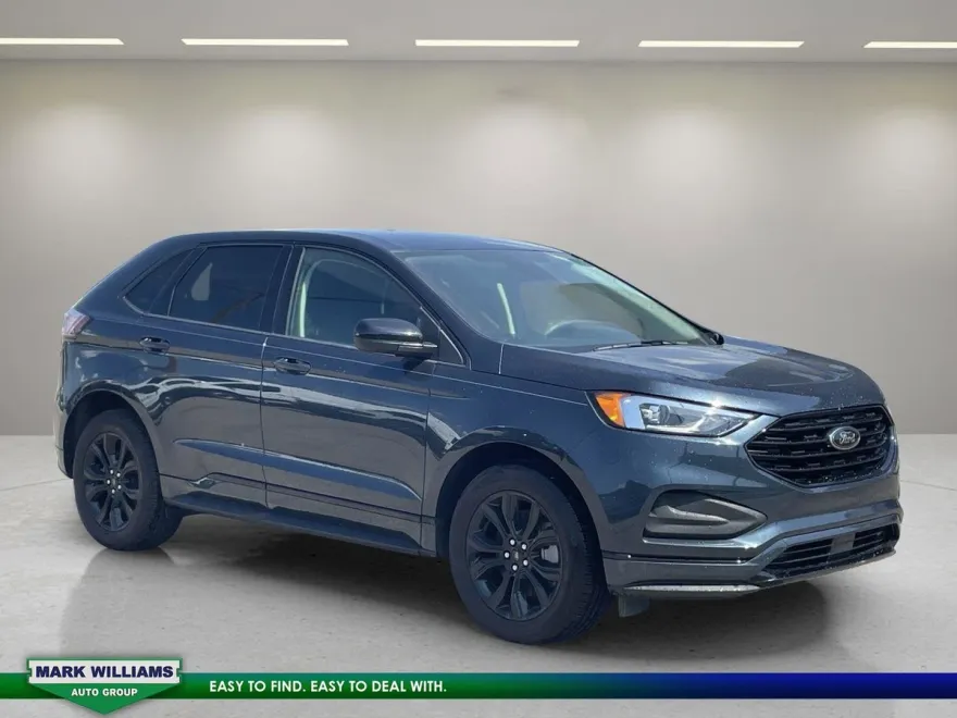 2024 Ford Edge SE photo 1