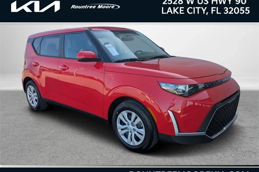 2025 Kia Soul LX photo 1