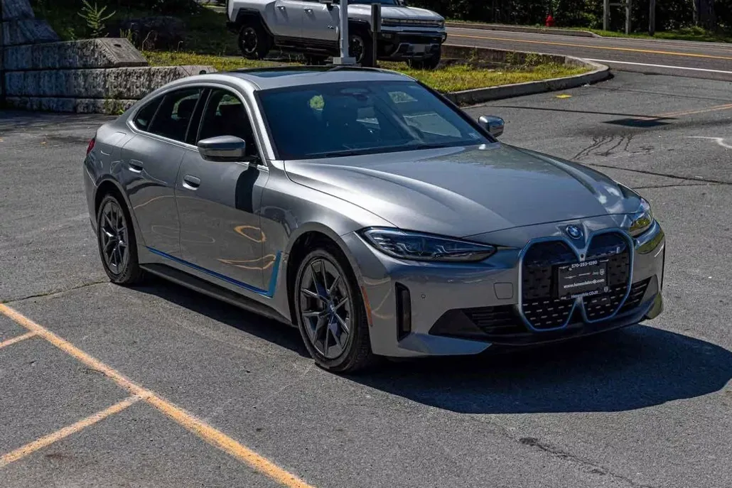 2024 Bmw i4 xDrive40 photo 1