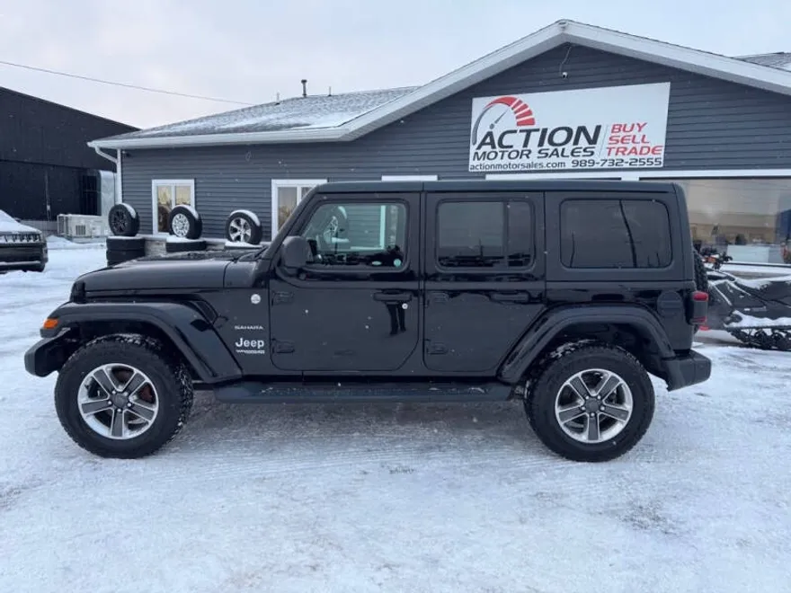 2019 Jeep Wrangler Unlimited Sahara photo 1