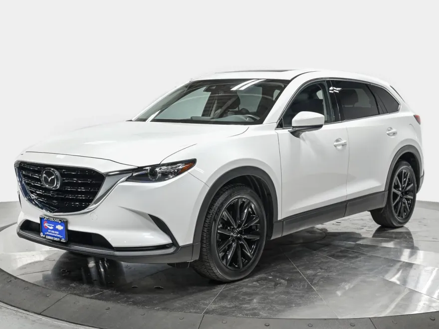 2023 Mazda CX-9 Touring photo 1