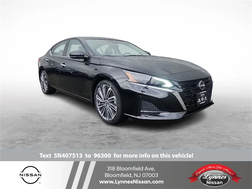 2025 Nissan Altima SL photo 1
