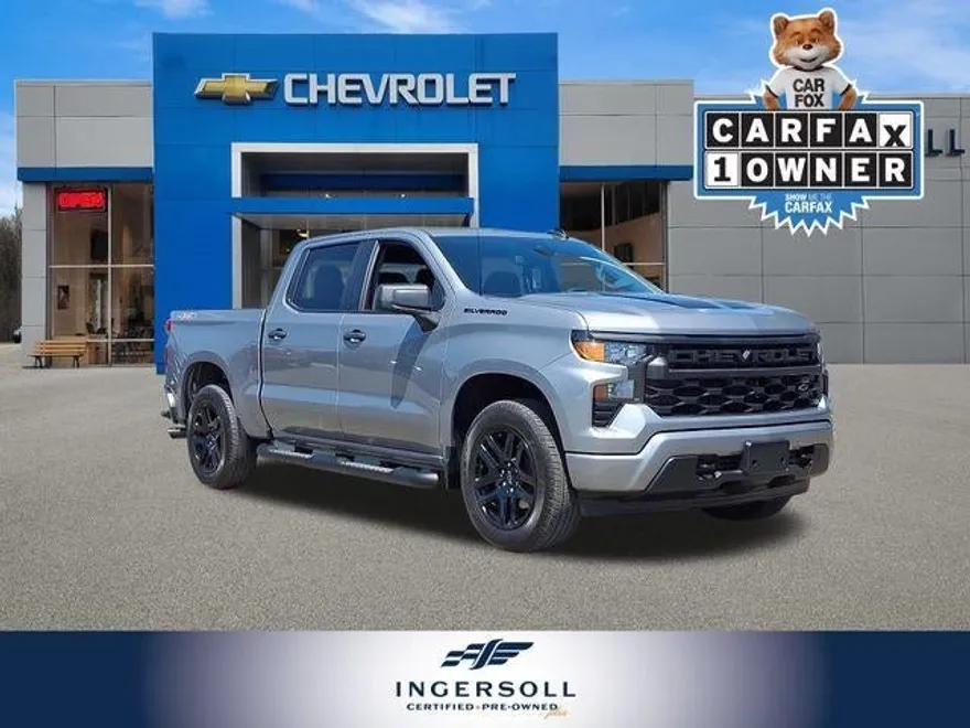 2024 Chevrolet Silverado 1500 Custom photo 1