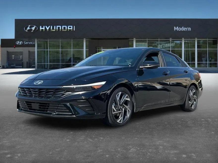 2024 Hyundai Elantra Hybrid Limited photo 1