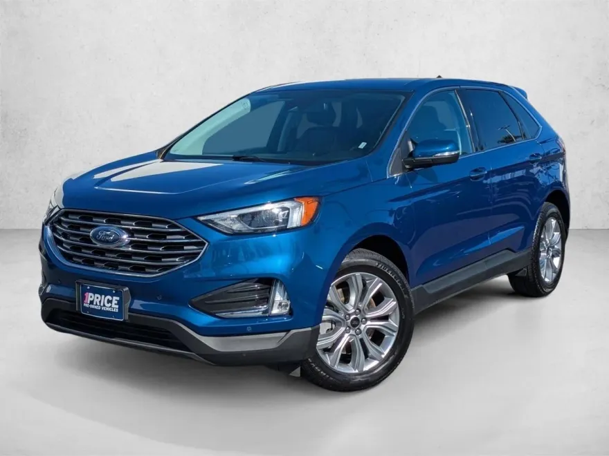 2023 Ford Edge Titanium photo 1