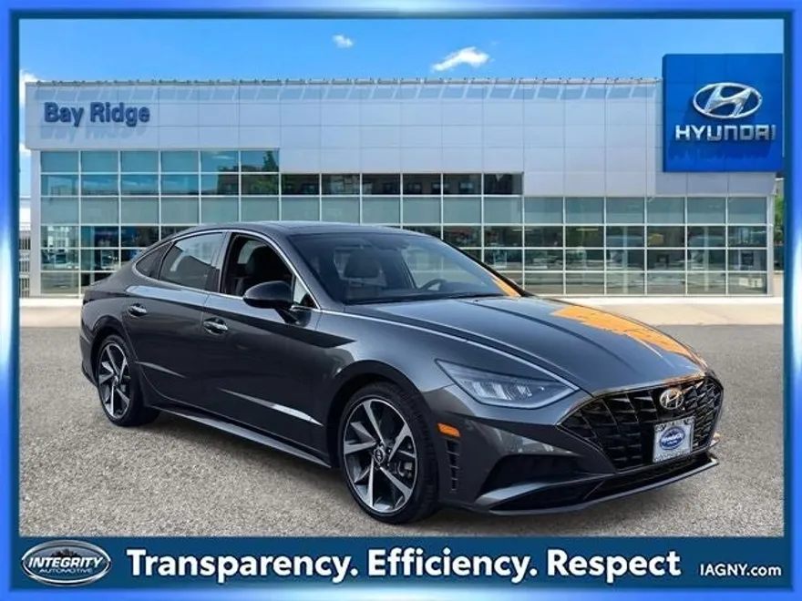 2022 Hyundai Sonata SEL Plus photo 1