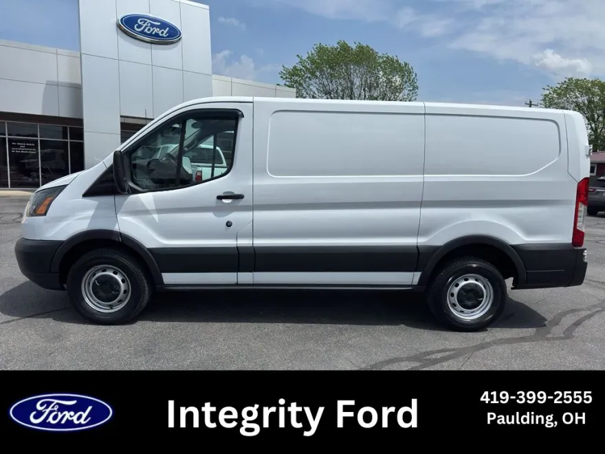 2015 Ford Transit Cargo Van photo 1
