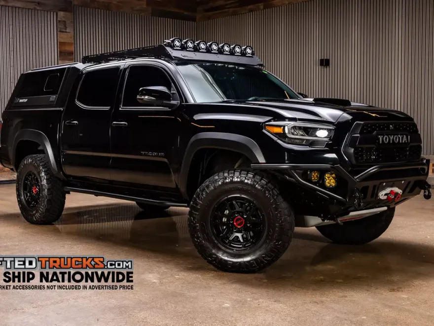 2022 Toyota Tacoma TRD Pro photo 1
