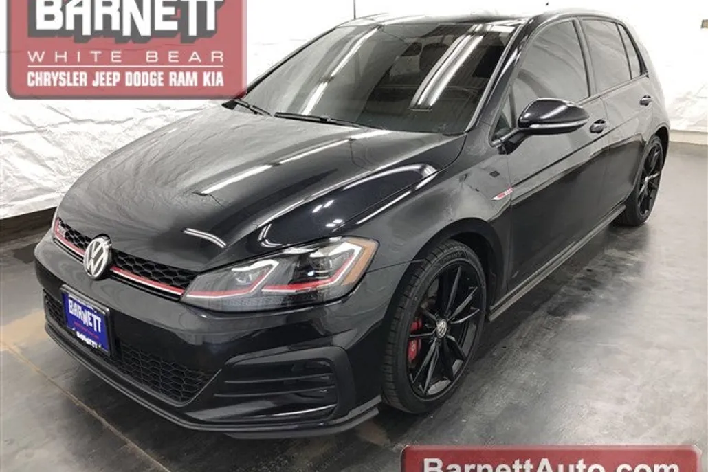 2021 Volkswagen Golf GTI SE photo 1