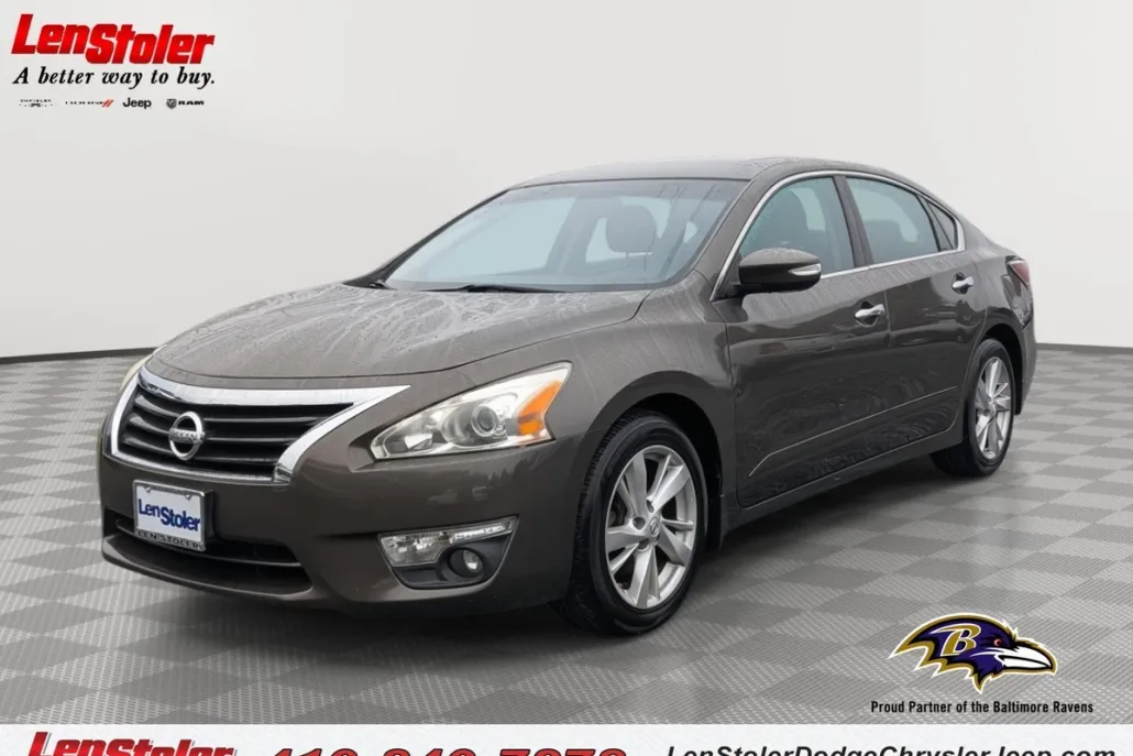 2015 Nissan Altima 2.5 SV photo 1