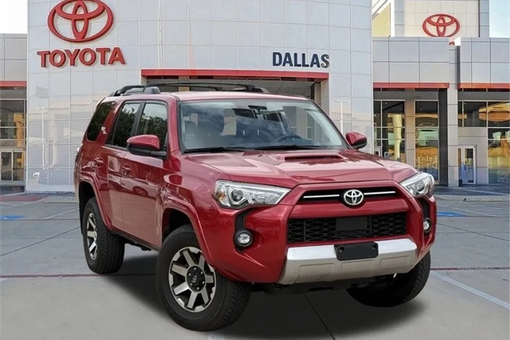 2024 Toyota 4Runner TRD Off-Road photo 1