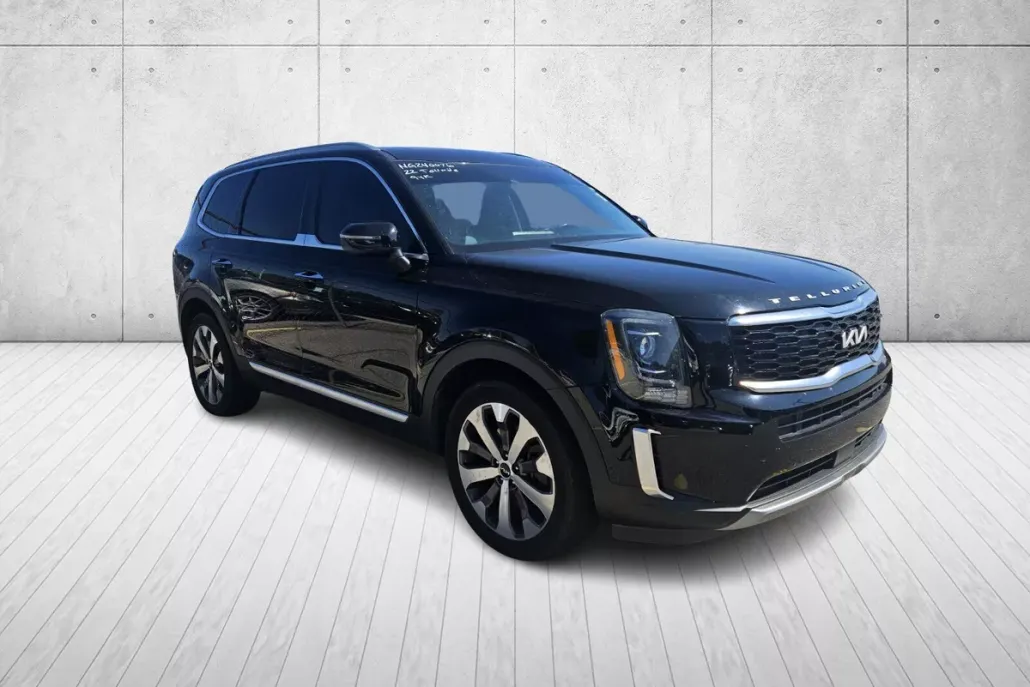 2022 Kia Telluride S photo 1