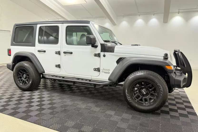 2021 Jeep Wrangler Unlimited Sport S photo 1