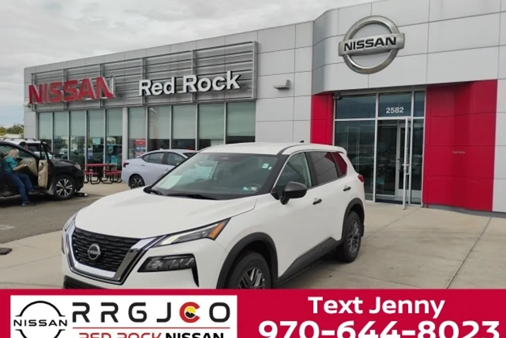 2023 Nissan Rogue S photo 1
