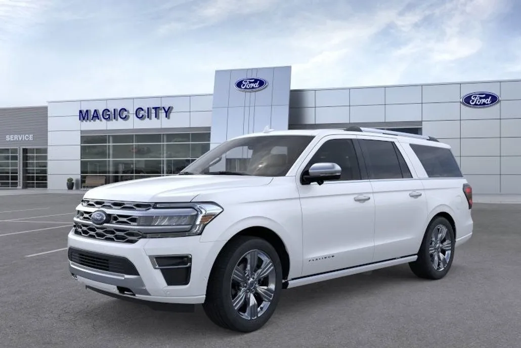 2024 Ford Expedition MAX Platinum photo 1
