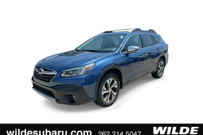 2020 Subaru Outback Touring photo 1