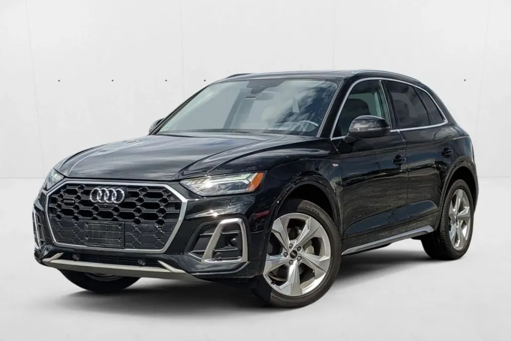 2023 Audi Q5 S line Prestige 45 TFSI Premium photo 1