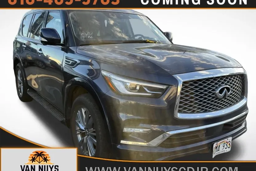 2022 Infiniti QX80 Luxe photo 1