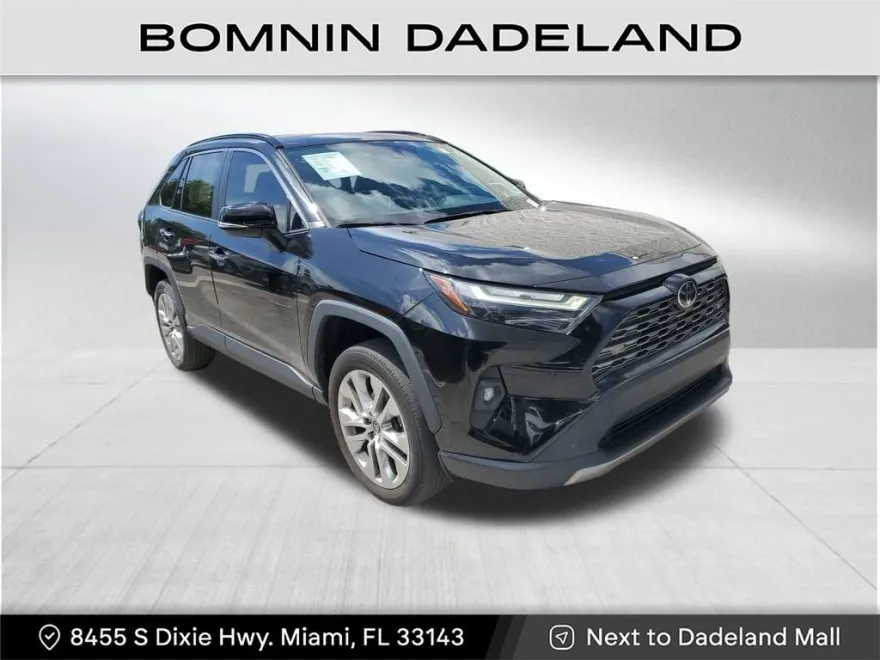 2022 Toyota RAV4 Limited photo 1