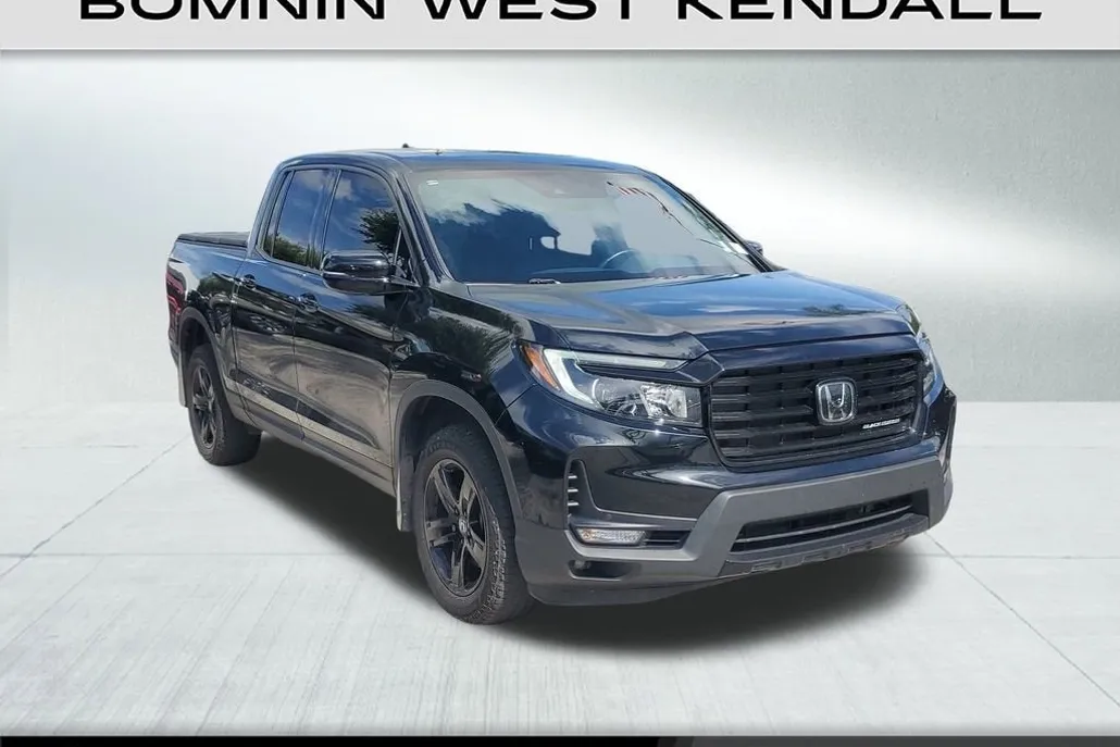 2023 Honda Ridgeline Black Edition photo 1