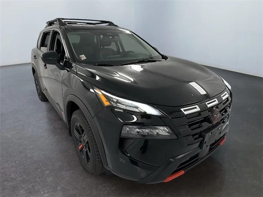 2026 Nissan Rogue SV photo 1