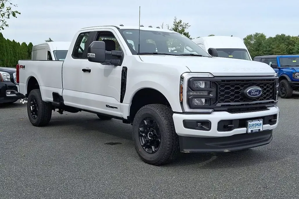 2026 Ford F-350 XL photo 1