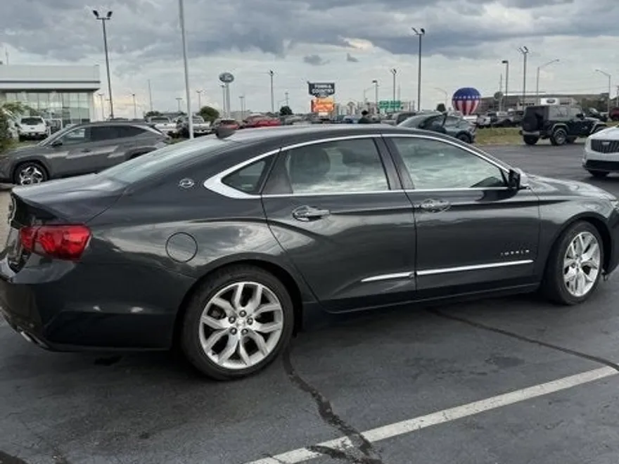 2014 Chevrolet Impala LTZ photo 1