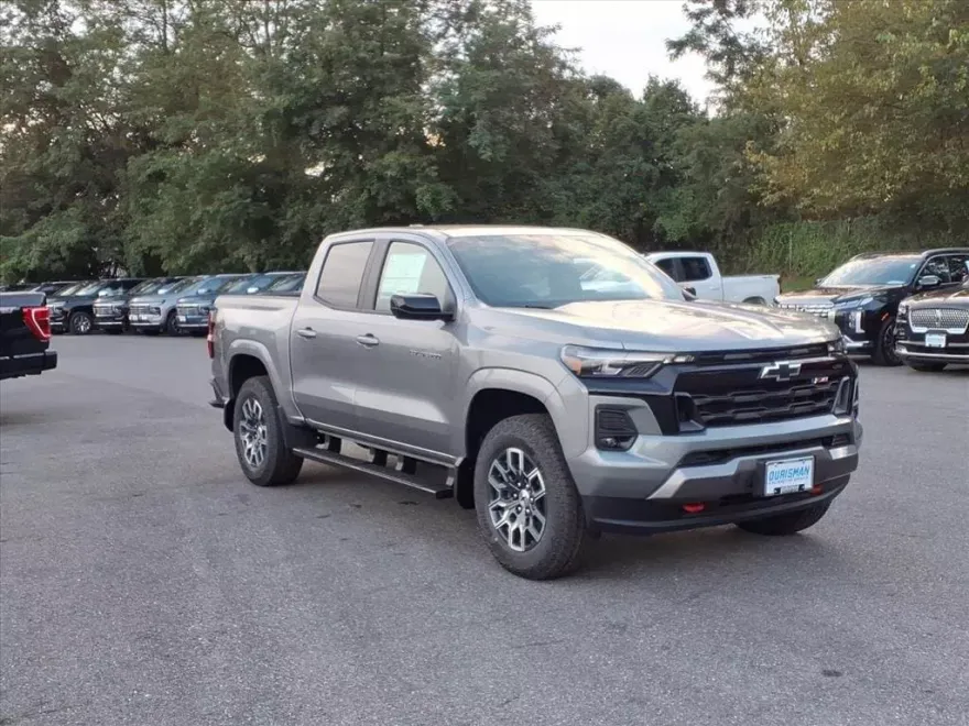 2026 Chevrolet Colorado Z71 photo 1