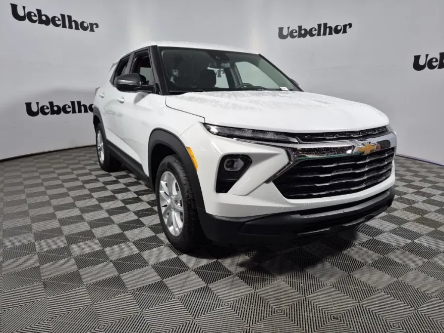 2026 Chevrolet Trailblazer LS photo 1