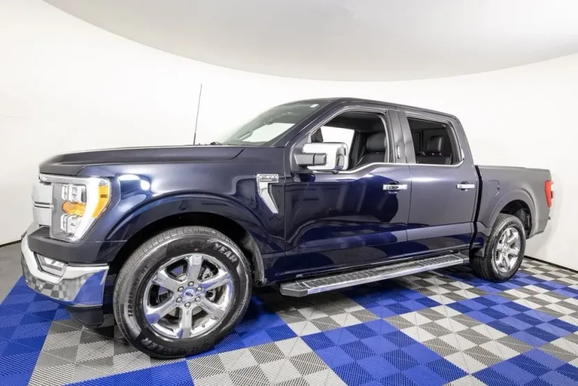 2022 Ford F-150 Lariat photo 1