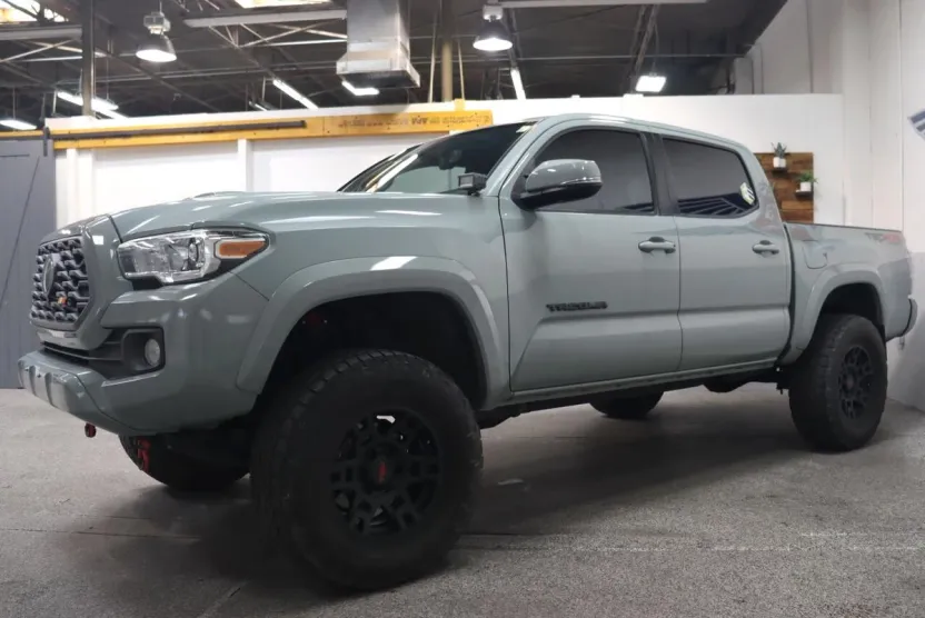 2022 Toyota Tacoma TRD Sport Double Cab V6 photo 1
