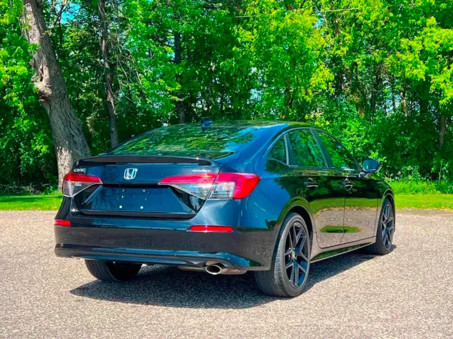 2022 Honda Civic Sport photo 1