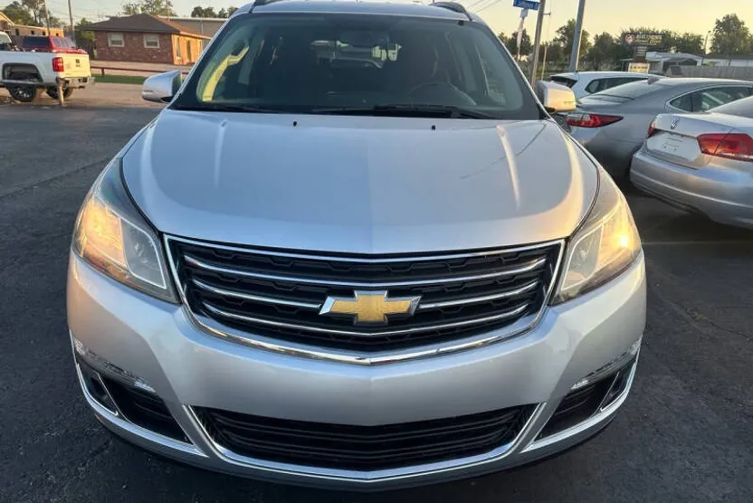 2017 Chevrolet Traverse photo 1