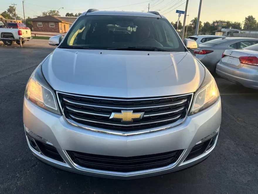 2017 Chevrolet Traverse photo 1