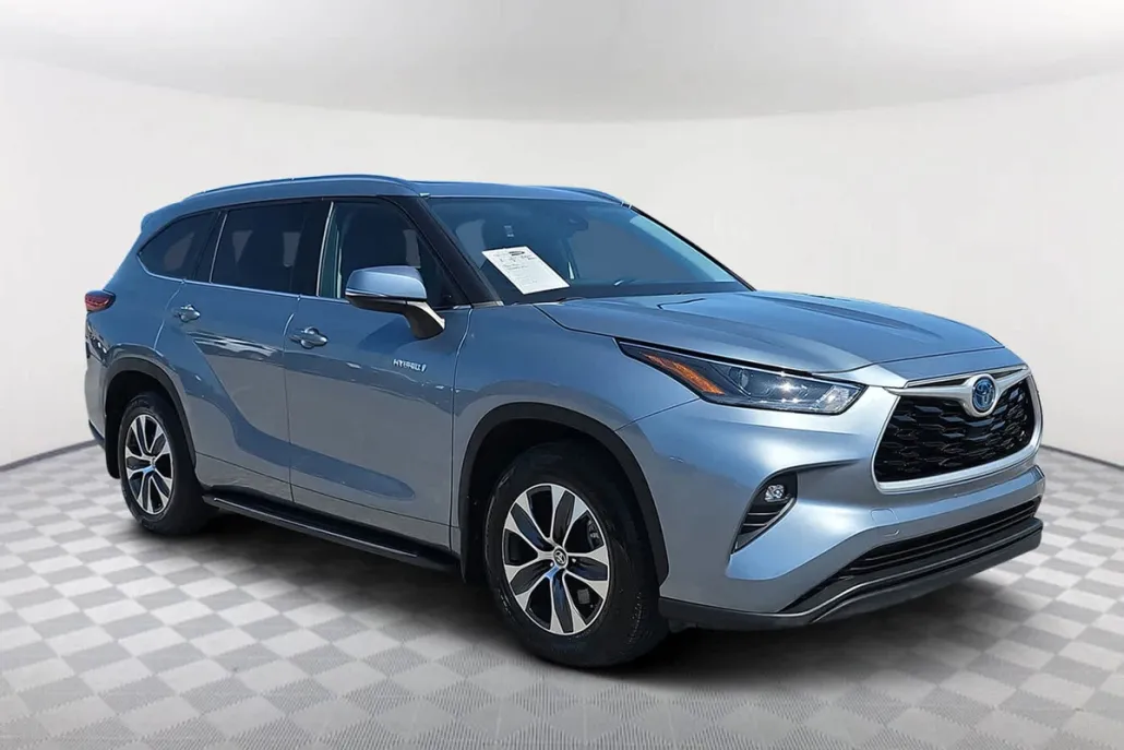 2021 Toyota Highlander Hybrid XLE photo 1