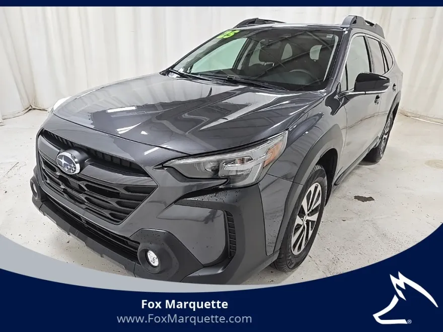 2025 Subaru Outback Premium photo 1