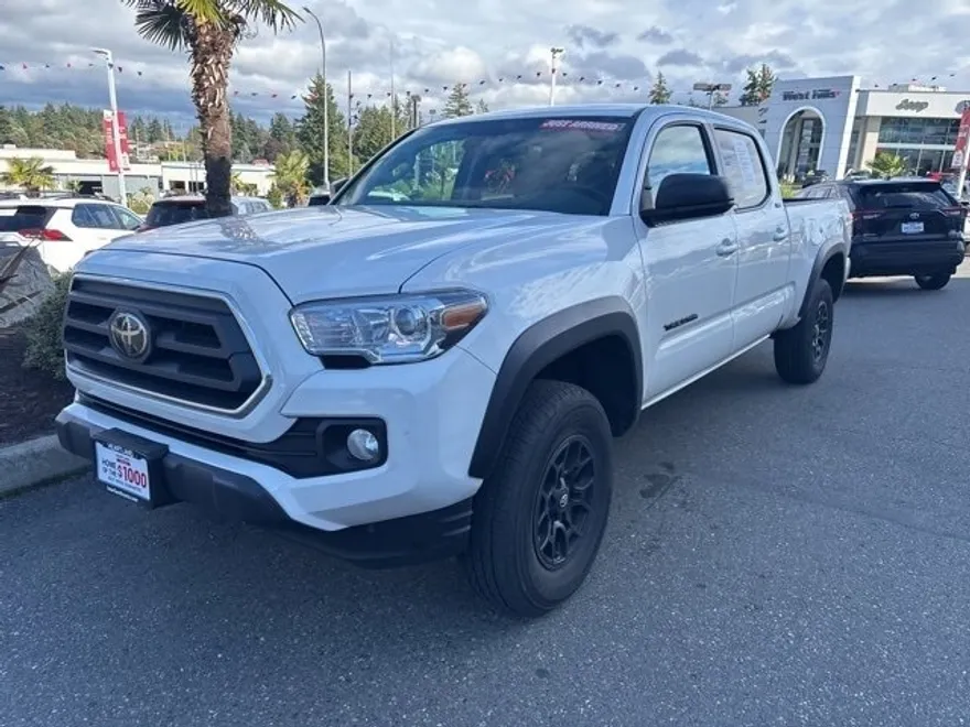 2023 Toyota Tacoma SR5 V6 photo 1