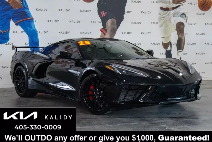 2025 Chevrolet Corvette Stingray 1LT photo 1