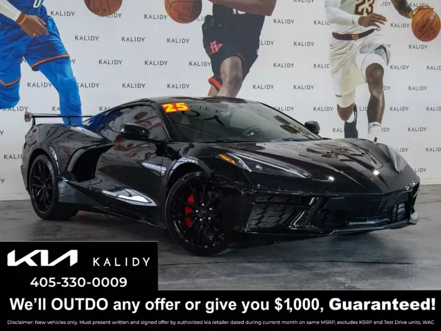 2025 Chevrolet Corvette Stingray 1LT photo 1