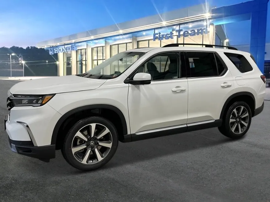 2025 Honda Pilot Elite photo 1