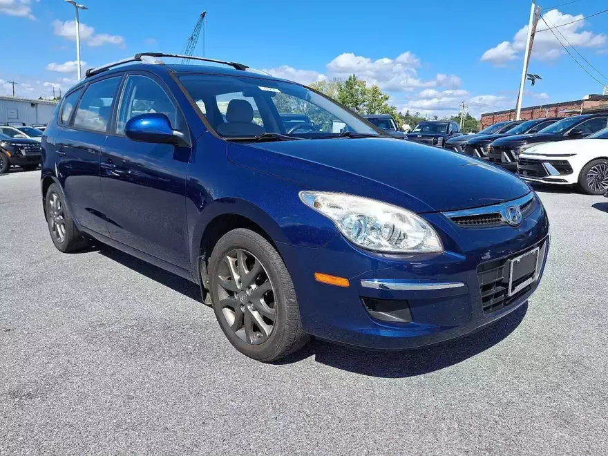 2012 Hyundai Elantra Touring GLS photo 1