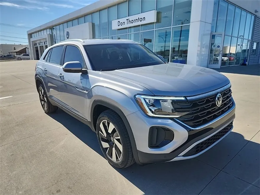 2025 Volkswagen Atlas Cross Sport SE Technology photo 1