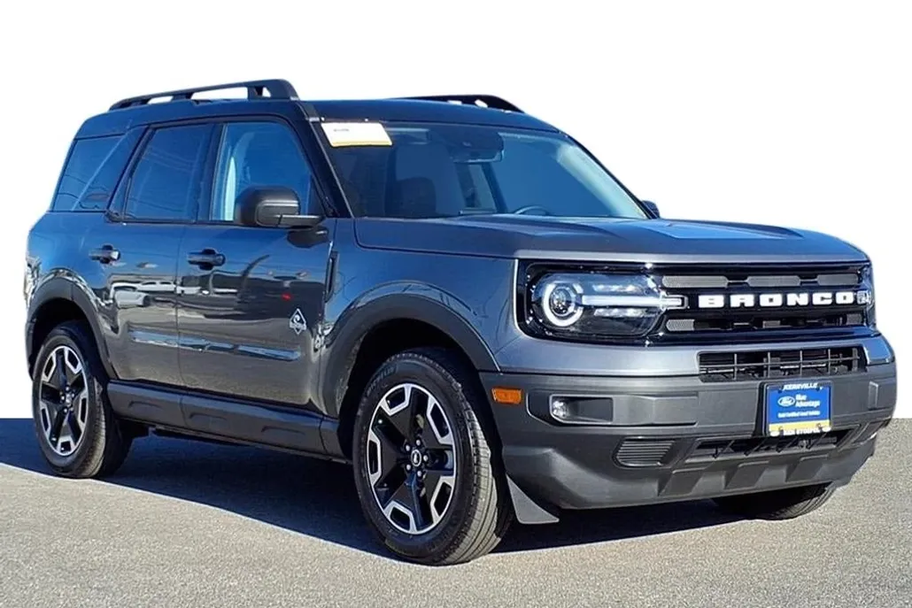 2024 Ford Bronco Sport Outer Banks photo 1