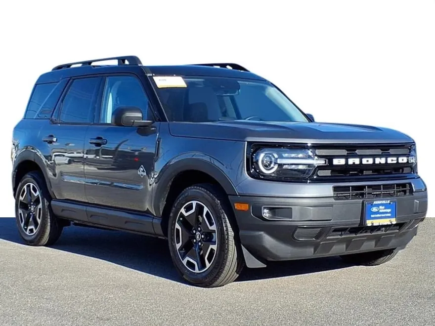 2024 Ford Bronco Sport Outer Banks photo 1