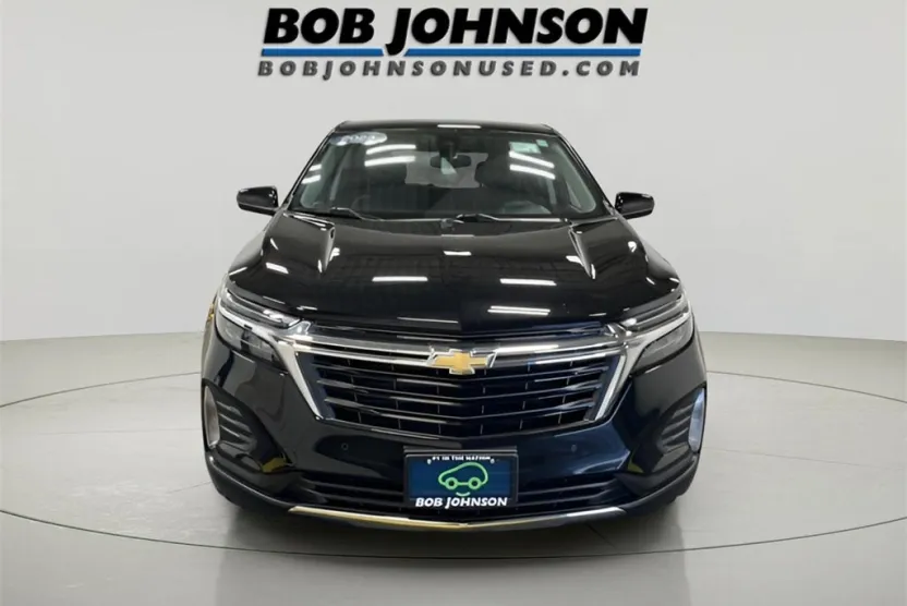 2023 Chevrolet Equinox LT photo 1