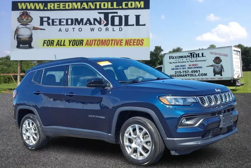 2024 Jeep Compass Latitude Lux photo 1