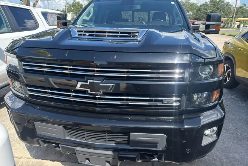 2019 Chevrolet Silverado 3500HD LTZ photo 1