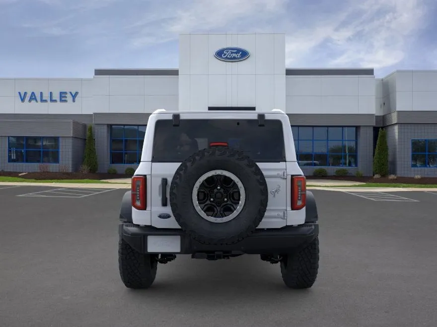 2025 Ford Bronco Badlands photo 1