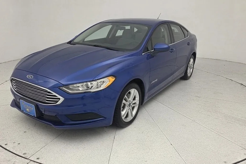 2018 Ford Fusion Hybrid S photo 1