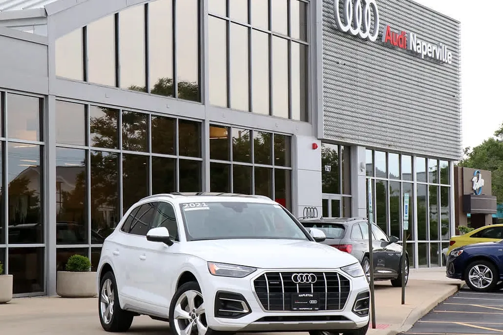 2021 Audi Q5 Premium Plus photo 1